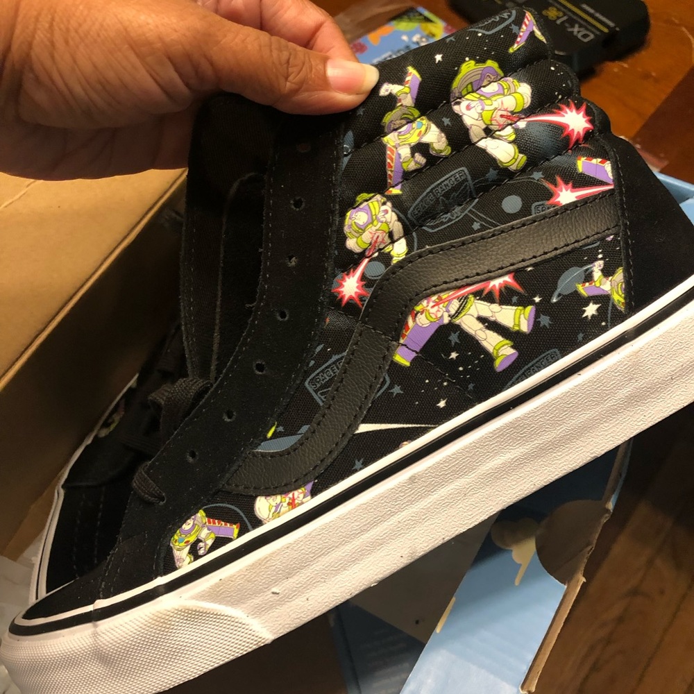 Men’s Vans Sk8 hi  - Disney toy story edition NWT